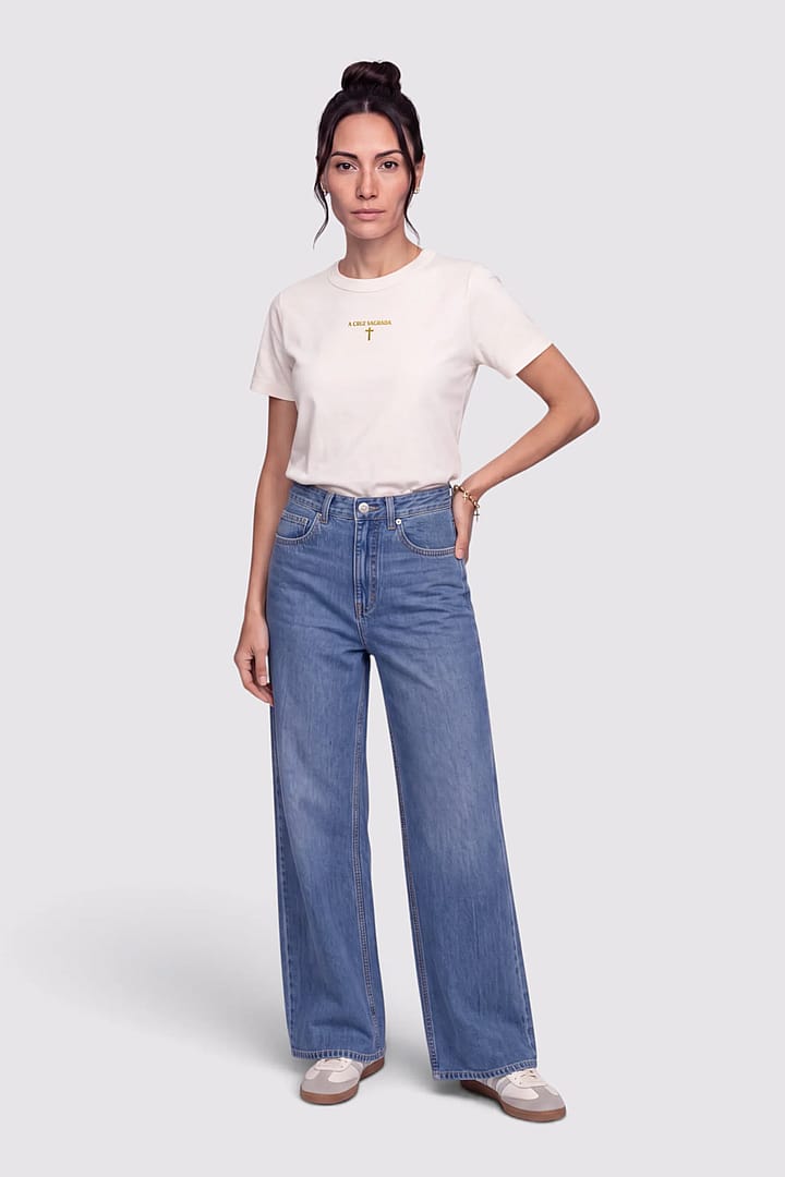 T-Shirt Cruz Sagrada - Feminino