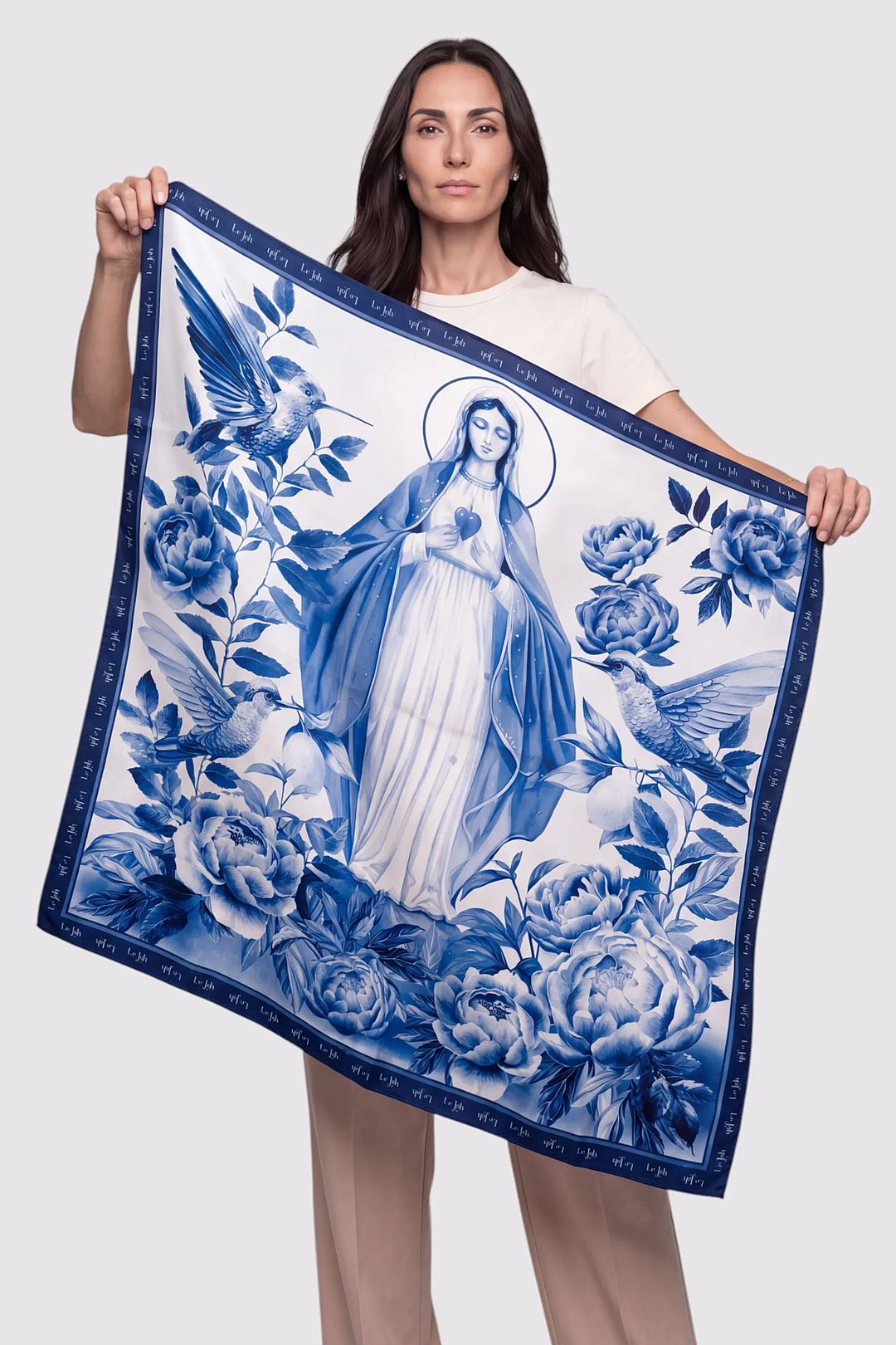 Lenço Feminino Nossa Senhora das Graças Azul com Estampa Floral e Beija-Flores