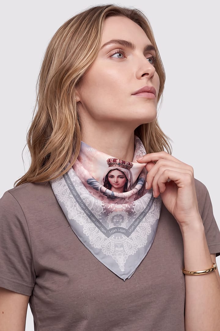 Lenço Feminino Imaculado Coração Bege